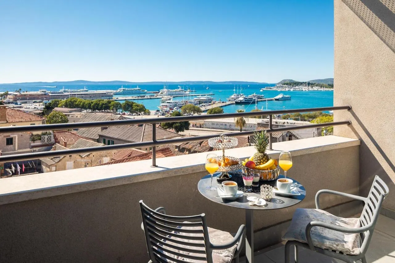 Hotel Luxe Split 4*,  Croatia